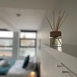 Deluxe Apartment In Central Northampton - Heart Of Market Square